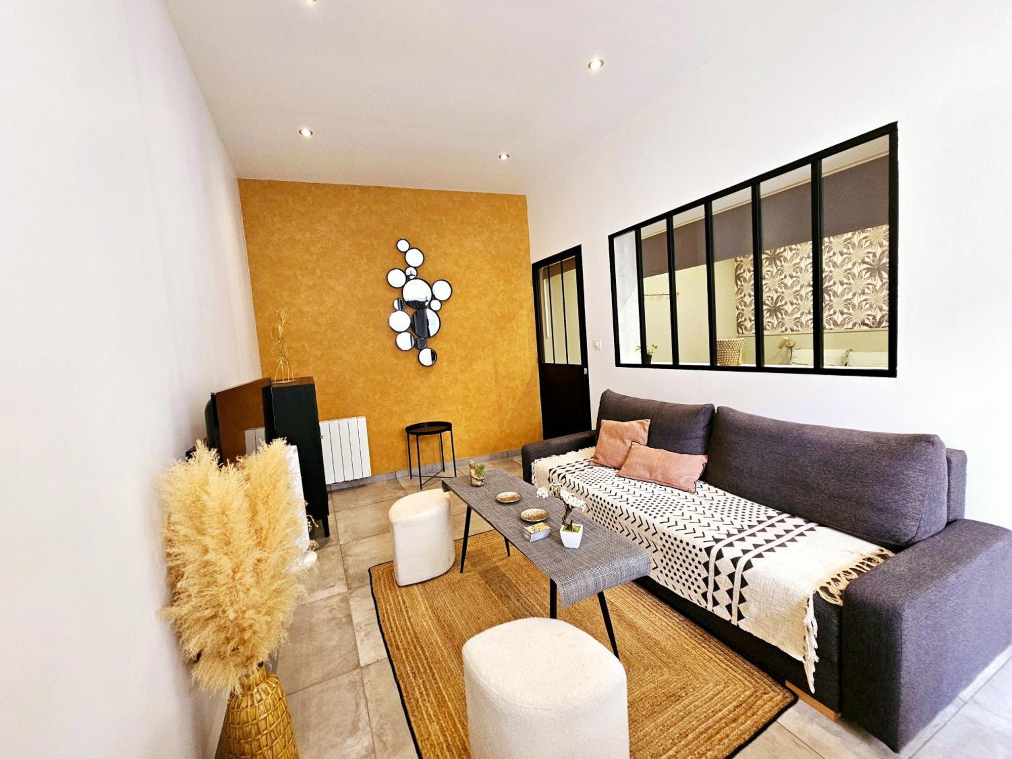 ריימס Refuge Urbain - Ideal Pro, Familles & Amis - Le Calme En Hypercentre - Wifi Haut Debit - Netflix - Machine A Laver - Gare, Cathedrale, Commerces, Restaurants & Transports En Commun A Moins De 10 Minutes A Pied מראה חיצוני תמונה