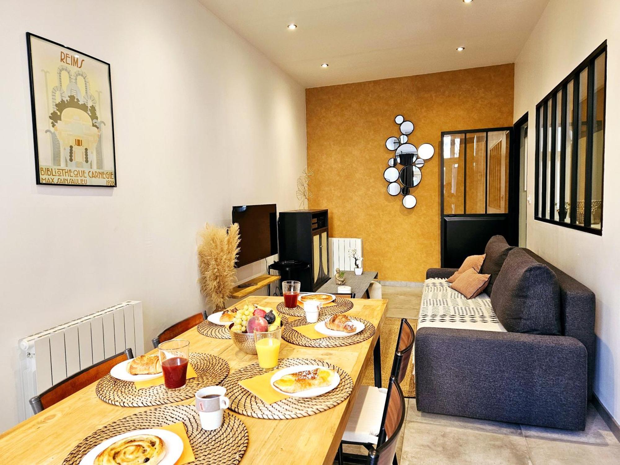 ריימס Refuge Urbain - Ideal Pro, Familles & Amis - Le Calme En Hypercentre - Wifi Haut Debit - Netflix - Machine A Laver - Gare, Cathedrale, Commerces, Restaurants & Transports En Commun A Moins De 10 Minutes A Pied מראה חיצוני תמונה
